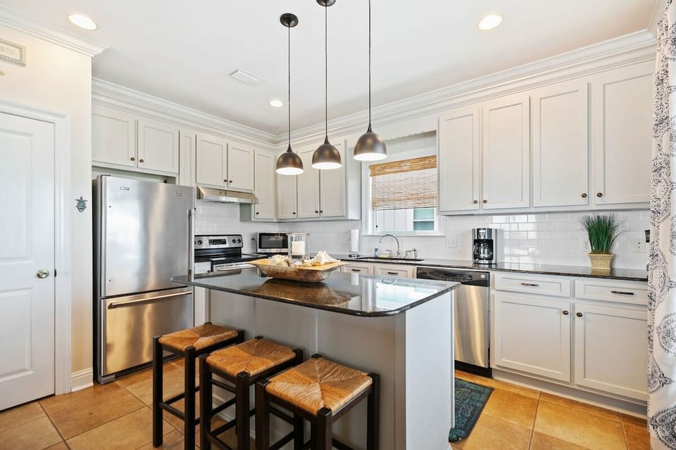 28-5521 Wolfhead Ave 28