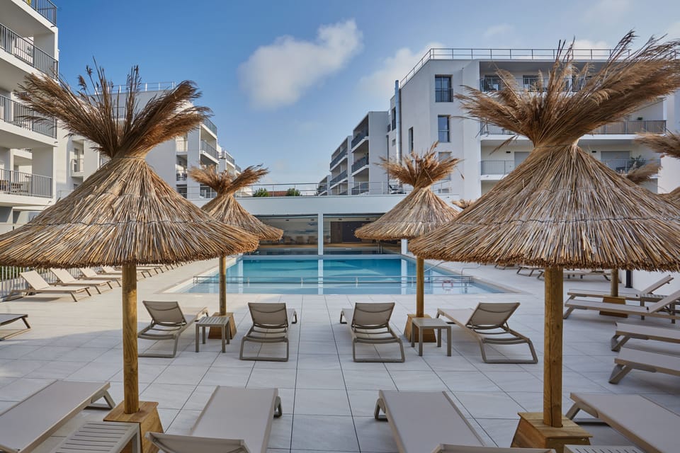 Relax in our heated indoor pool open from 10 am to 7 pm & until 8 pm in July/August.