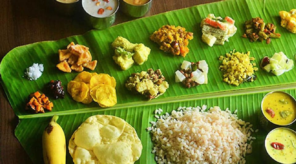 Traditional  Vegetarian Kerala Meal _ Sadhya.