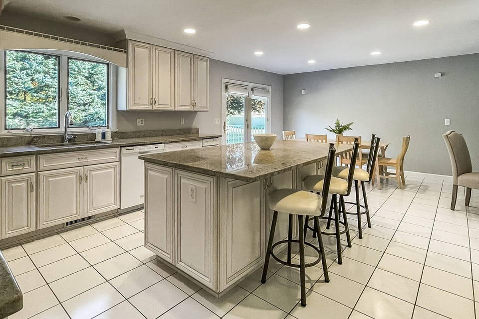 Gather around at Akasa: a spacious kitchen island perfect for family feasts and memorable moments