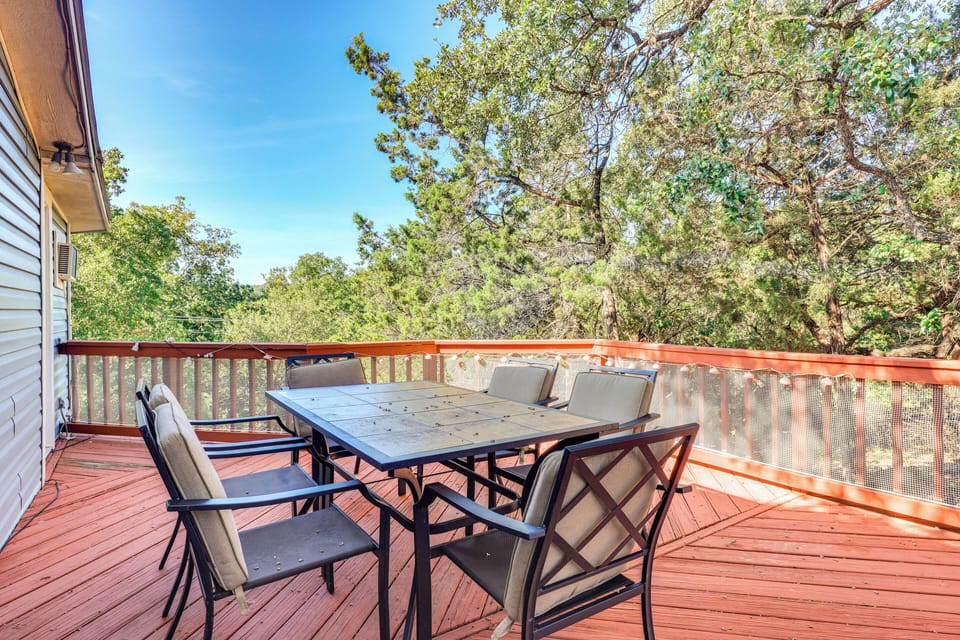 Balcony | Outdoor Dining Table | Old Smokey Charcoal Grill