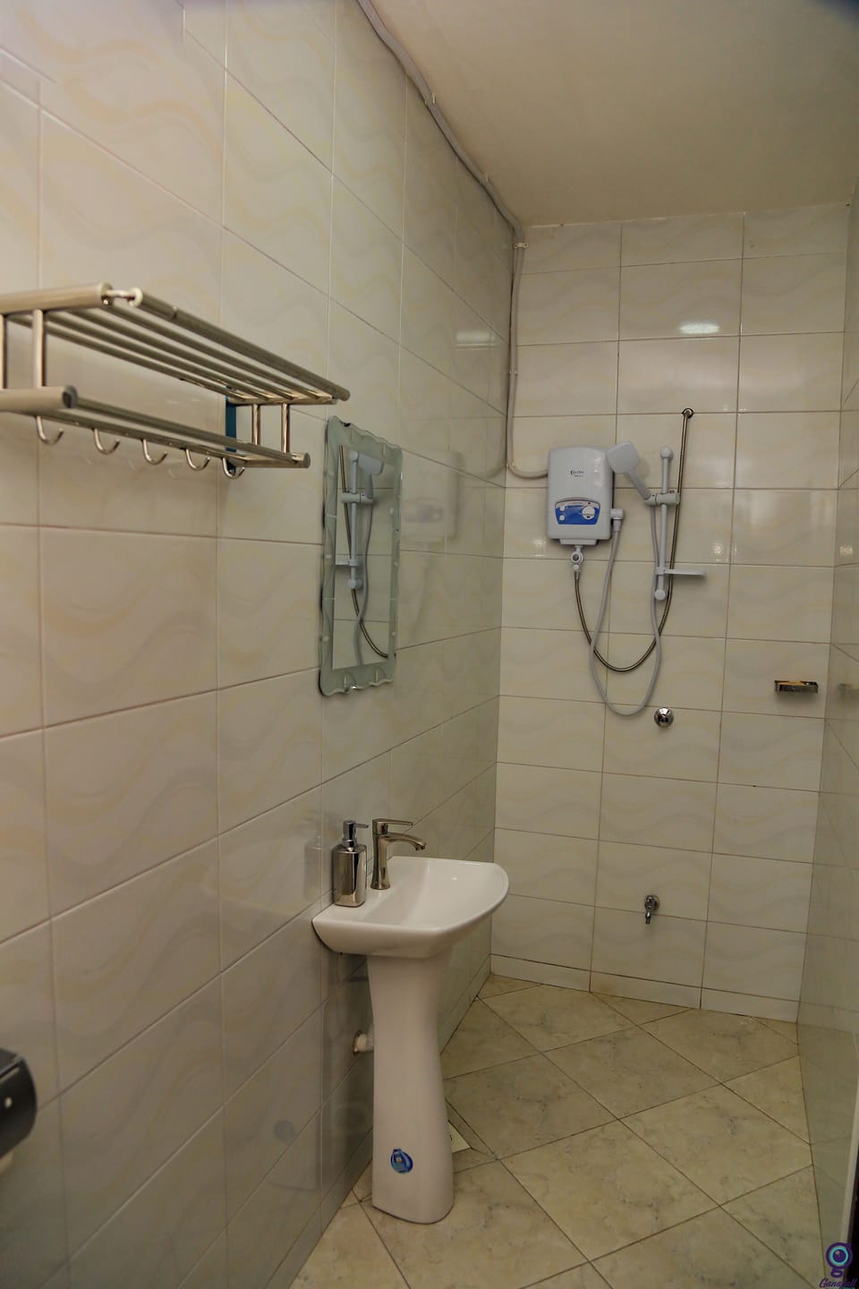 Deluxe Double Room, Balcony, Courtyard View | Bathroom | Shower, bathrobes, slippers, towels
