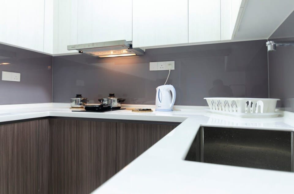 An equipped kitchen.