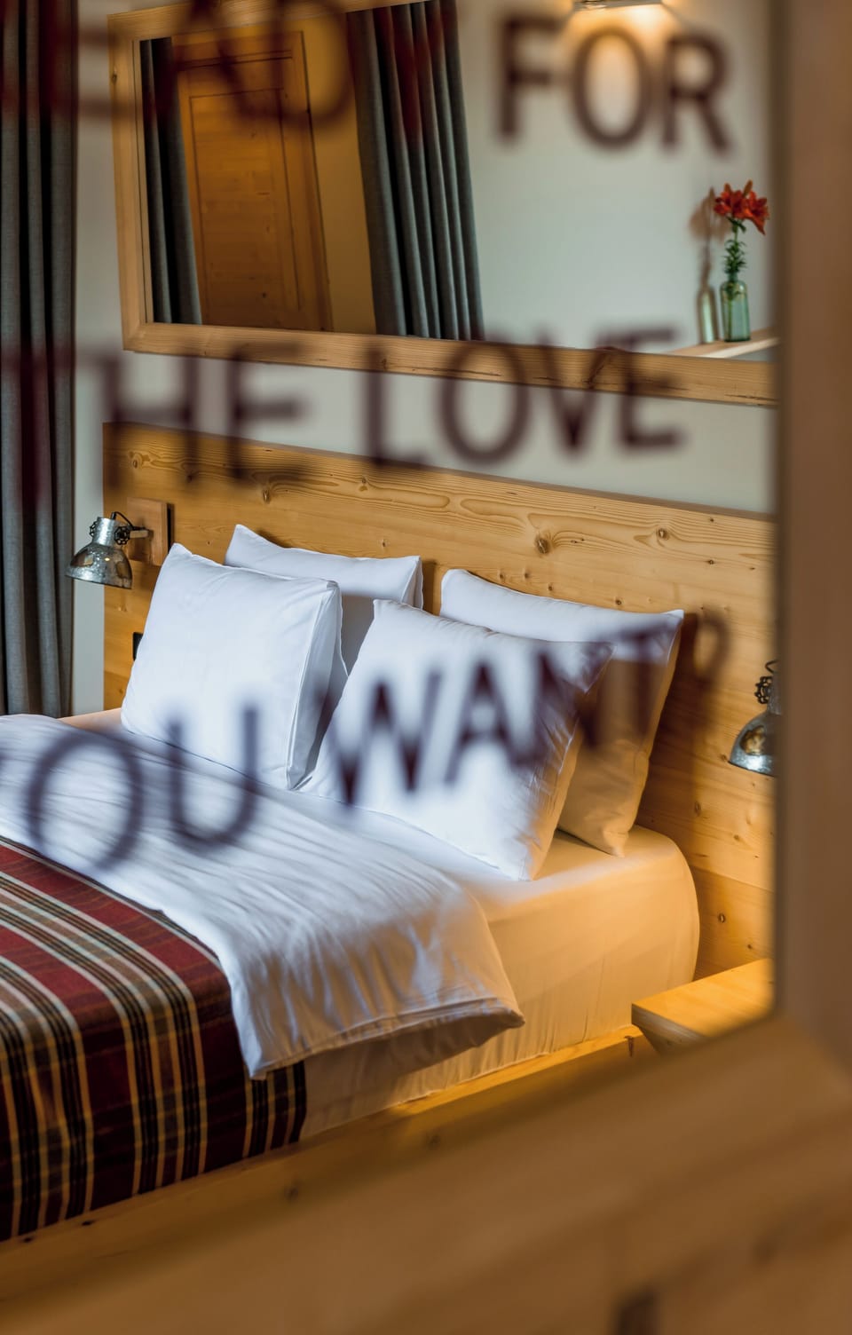Deluxe Double Room, Mountain View | Desk, laptop workspace, free WiFi