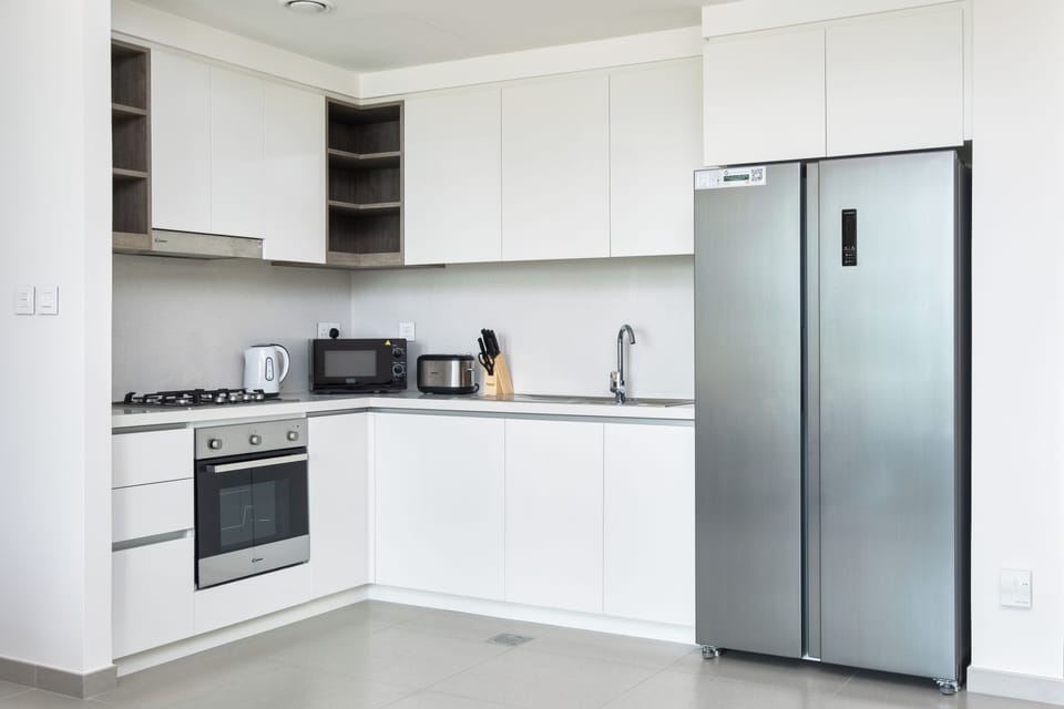 Electric kettle, toaster