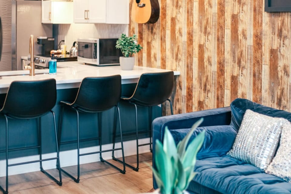 Four person eat in kitchen