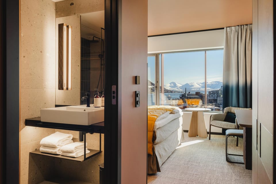 Superior Plus | In-room safe, WiFi (free), bed sheets