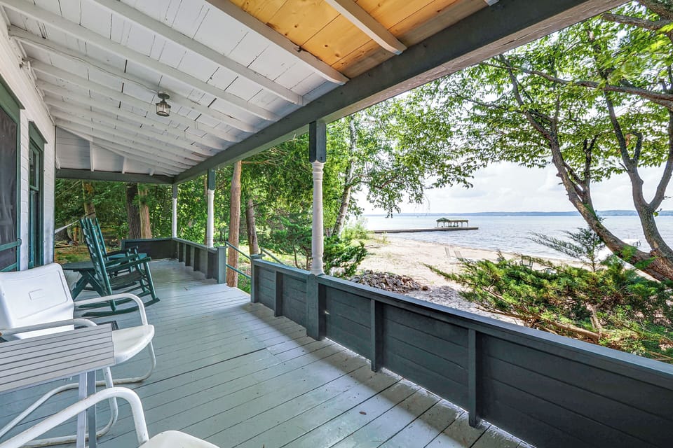 Cottage (4 Bedrooms) | Front of property