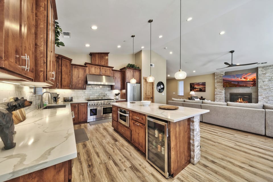 The kitchen is fully equipped for master chefs with large marble countertops