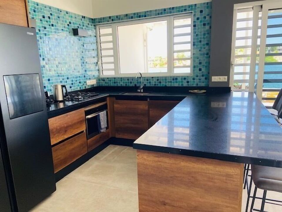 Kitchen (2)