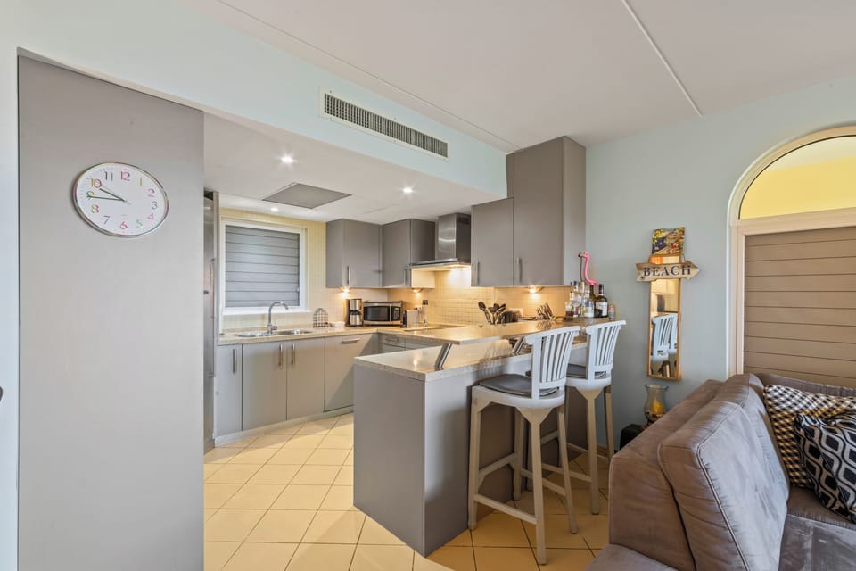 Kitchen (2)