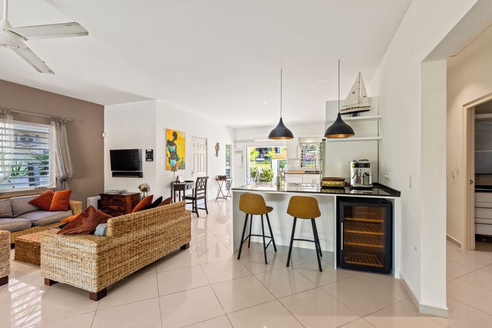 Living area (4)