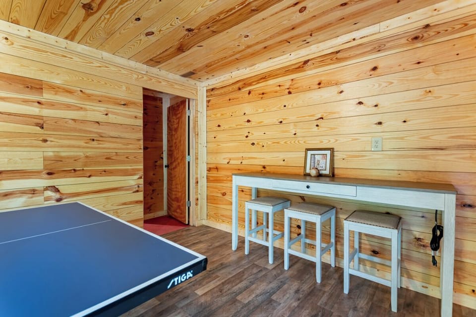 Wooden Beauty's ping pong table