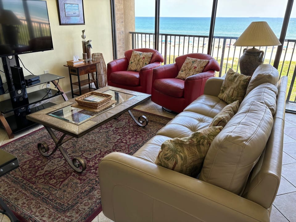 Living Area W/Beach View