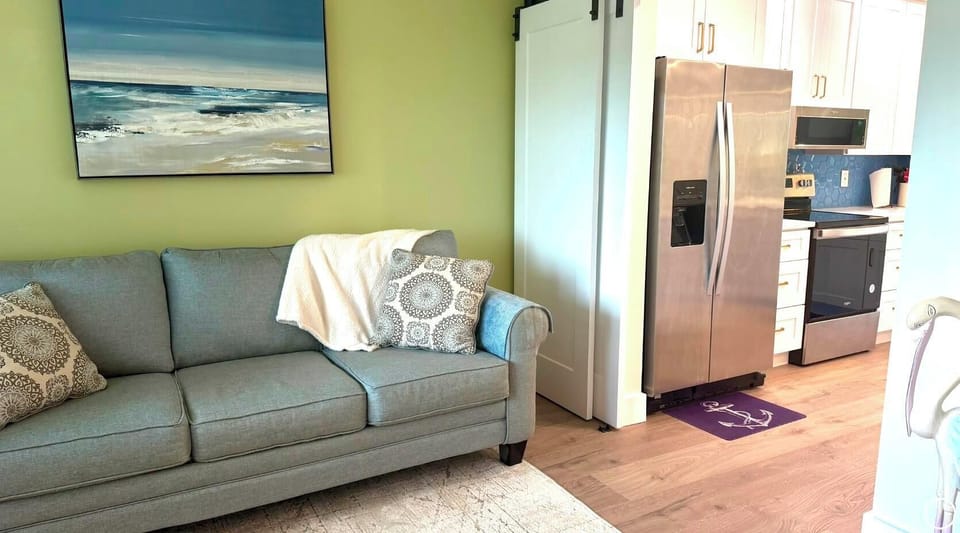 2nd Living Area