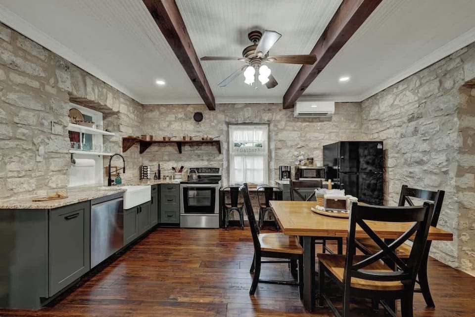 House, Multiple Beds, Patio (3499 W US 290- Main) | Private kitchen | Coffee/tea maker