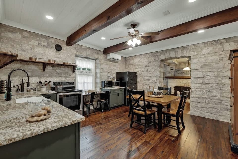 House, Multiple Beds, Patio (3499 W US 290- Main) | Private kitchen | Coffee/tea maker