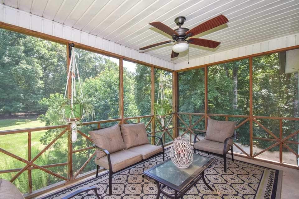 Screen Porch