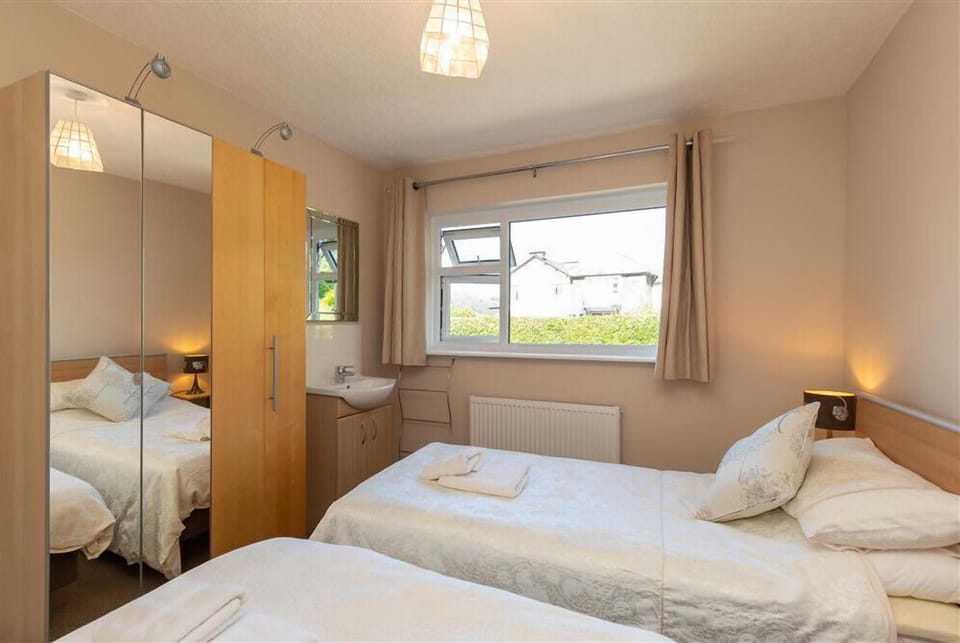 2 bedrooms, individually decorated, individually furnished, free WiFi