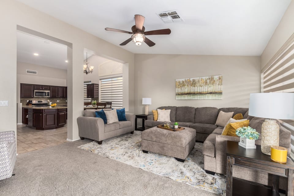 House, Multiple Beds, Pool Access, Mountain View (Baylor Gilbert) | Living area | MP3 dock