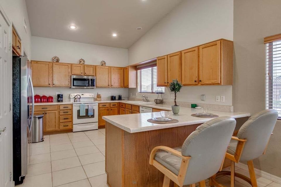 House, Multiple Beds, Patio (Lamb Road Casa Grande) | Private kitchen | Coffee/tea maker