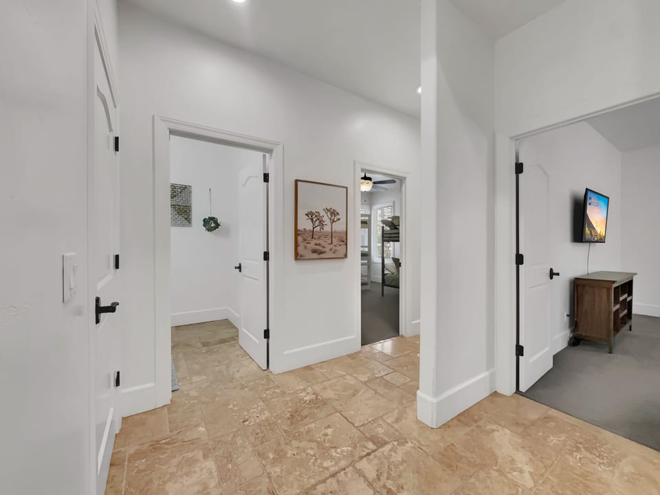 House, Multiple Beds, Pool Access, Mountain View (Cloud Chandler) | Interior