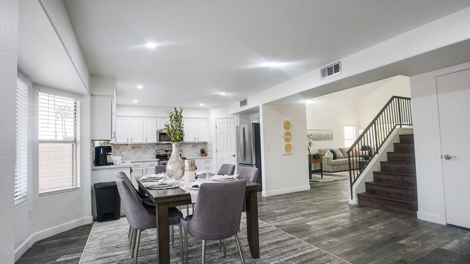 House, Multiple Beds, Pool Access, City View (Windsor Phoenix) | Private kitchen | Coffee/tea maker