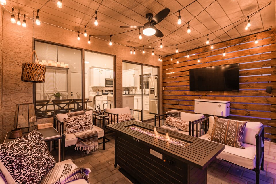 House, Multiple Beds, Pool Access, City View (110th Scottsdale) | Interior