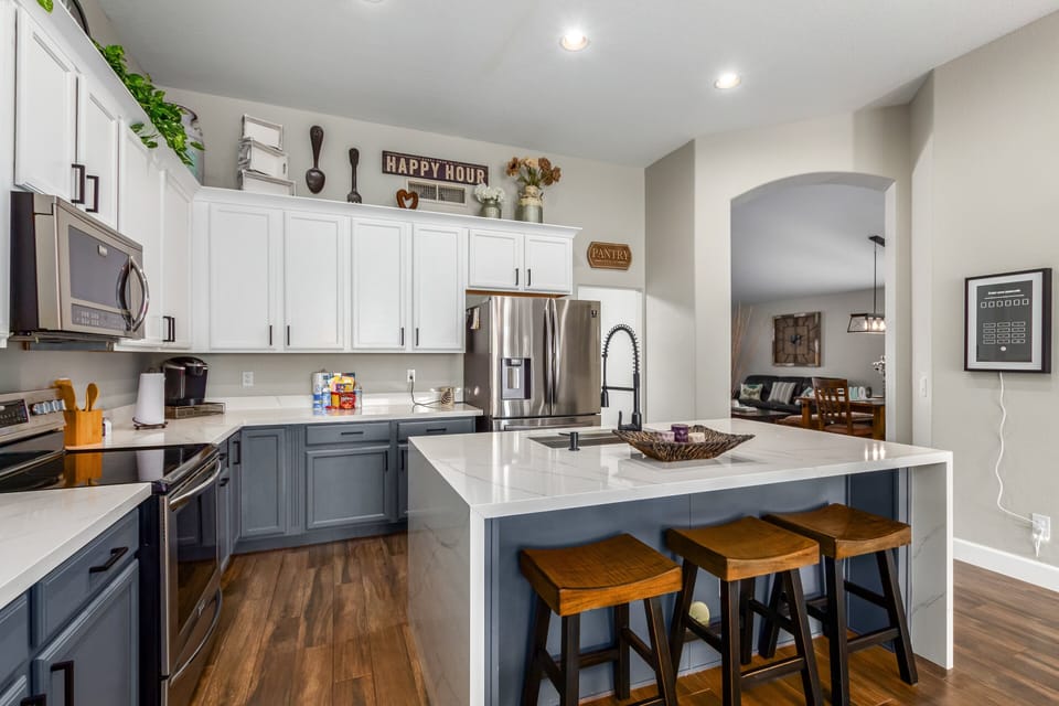 House, Multiple Beds, Pool Access, City View (Harrison Chandler) | Private kitchen | Coffee/tea maker