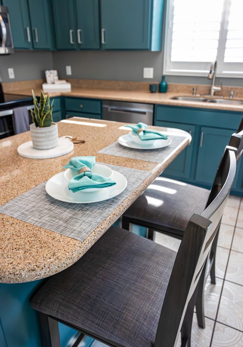 House, Multiple Beds, Pool Access, City View (Ocotillo Glendale) | Dining