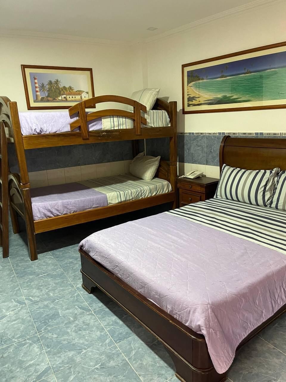 Basic Quadruple Room | Desk, laptop workspace, WiFi (free), bed sheets
