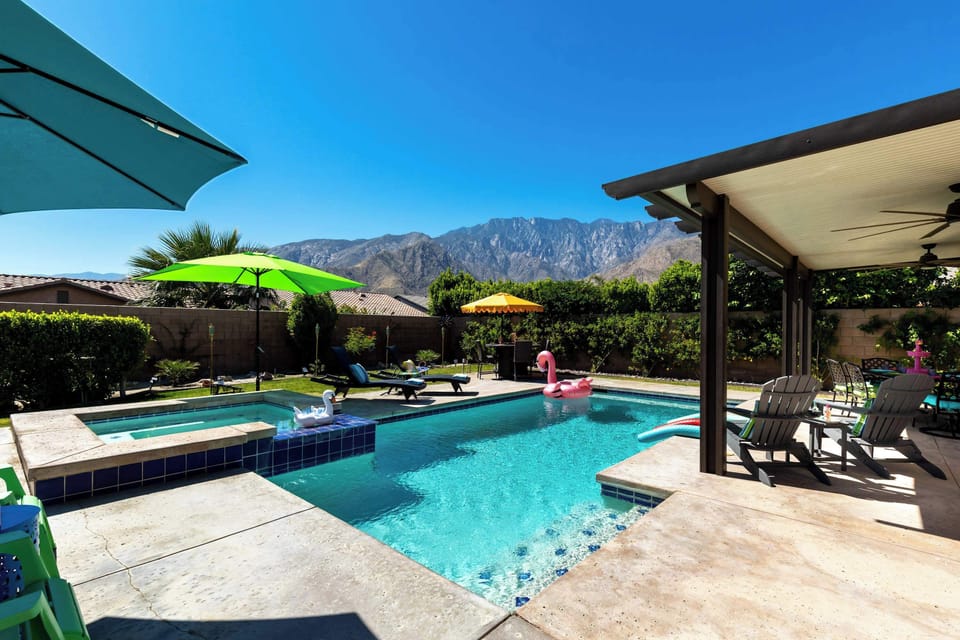 Private pool for you and your guests to enjoy