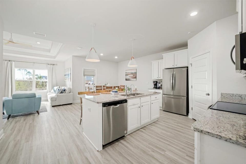 Open floor plan allows for easy navigation