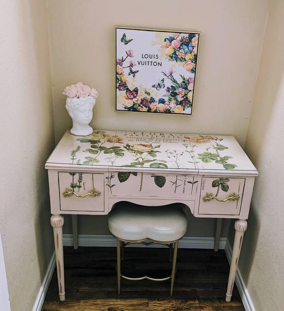 Private office space with stool for guests!