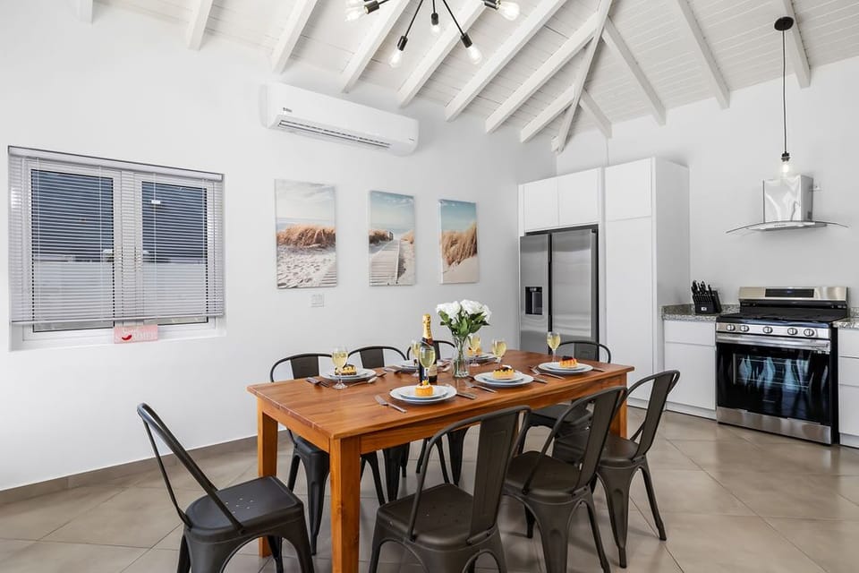 Breathtaking Prvt 4BR Pool Villa  5 Min to Beach (22716)