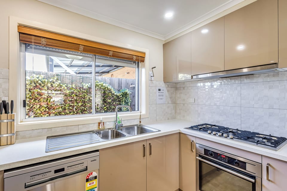Exclusive House, Garden View | Private kitchen | Highchair