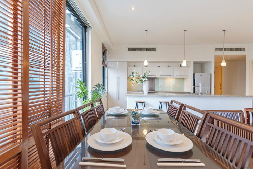 Family Suite, 2 Bedrooms, Balcony, City View | In-room dining
