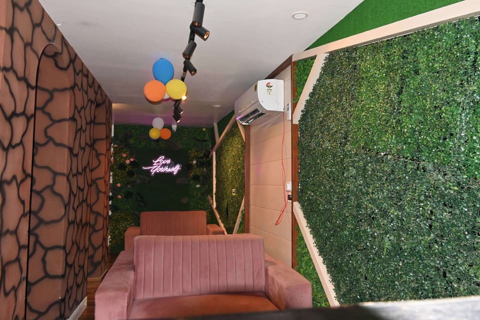Deluxe Room | Free WiFi