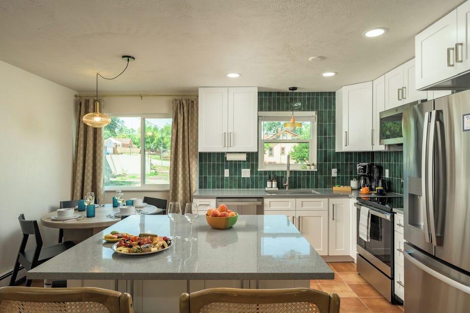 From crafting gourmet dishes to packing a lunch on the fly, this kitchen is fully equipped with all the essentials to ensure your culinary success!