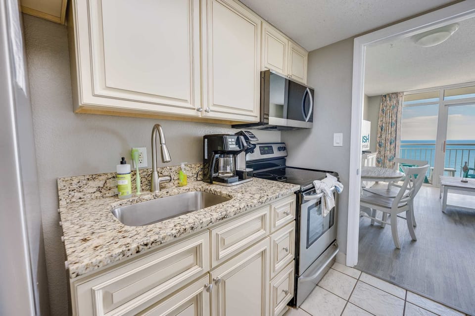 Large Kitchen Area
