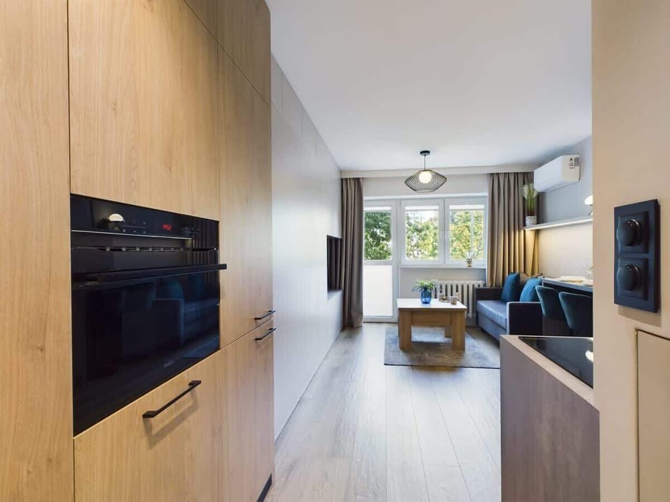 A well-equipped kitchen, perfect for exploring.