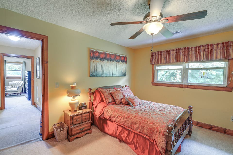 House (3 Bedrooms) | Interior