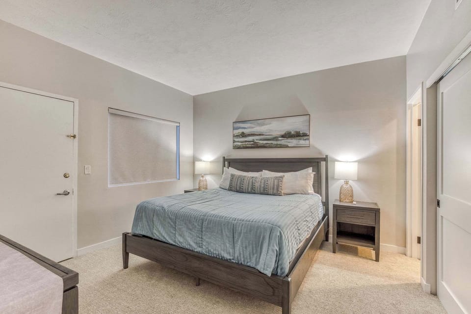 Dreamy slumbers guaranteed! This relaxing bedroom is designed for your ultimate comfort.