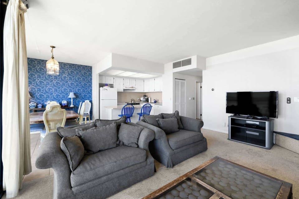 Your ideal gathering spot! This open space connects living, dining, and kitchen for seamless enjoyment.