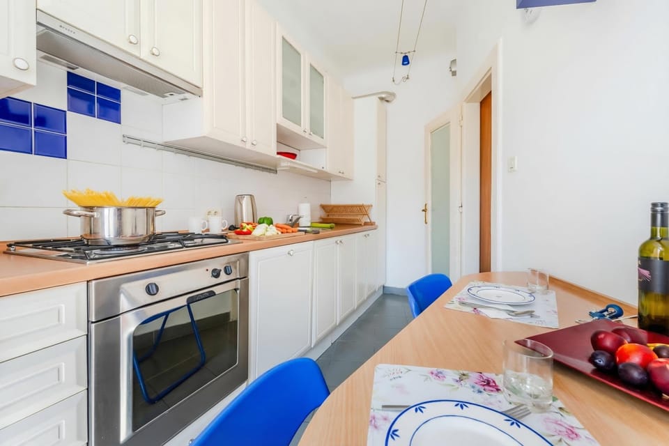 Honeymoon Studio, Air conditioning (Cozy Studio in the Center of Zagreb) | Private kitchen