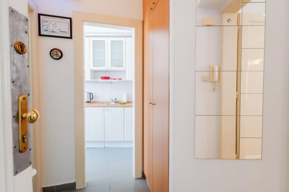 Honeymoon Studio, Air conditioning (Cozy Studio in the Center of Zagreb) | Interior