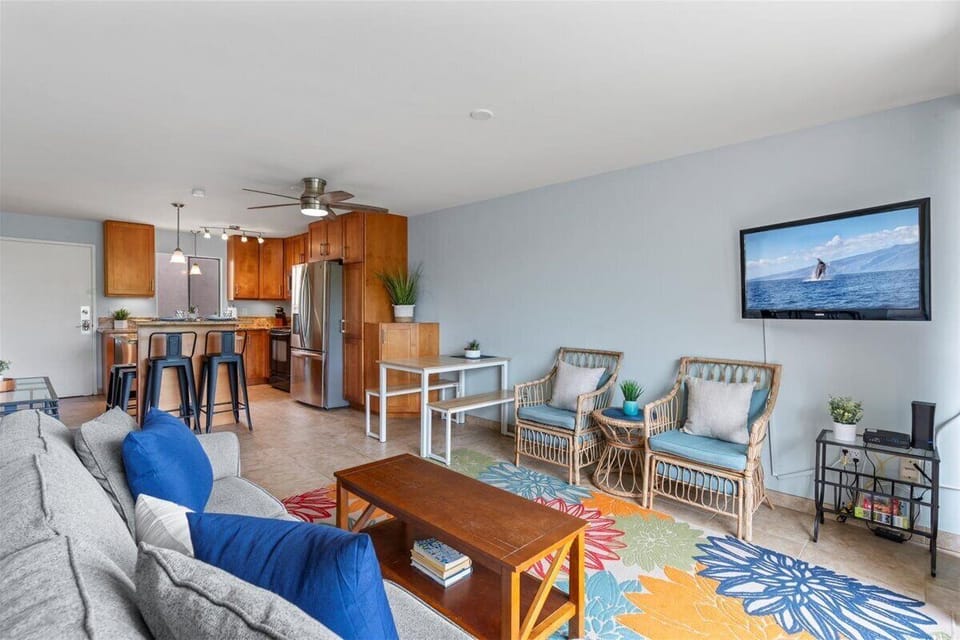 Living and dining area