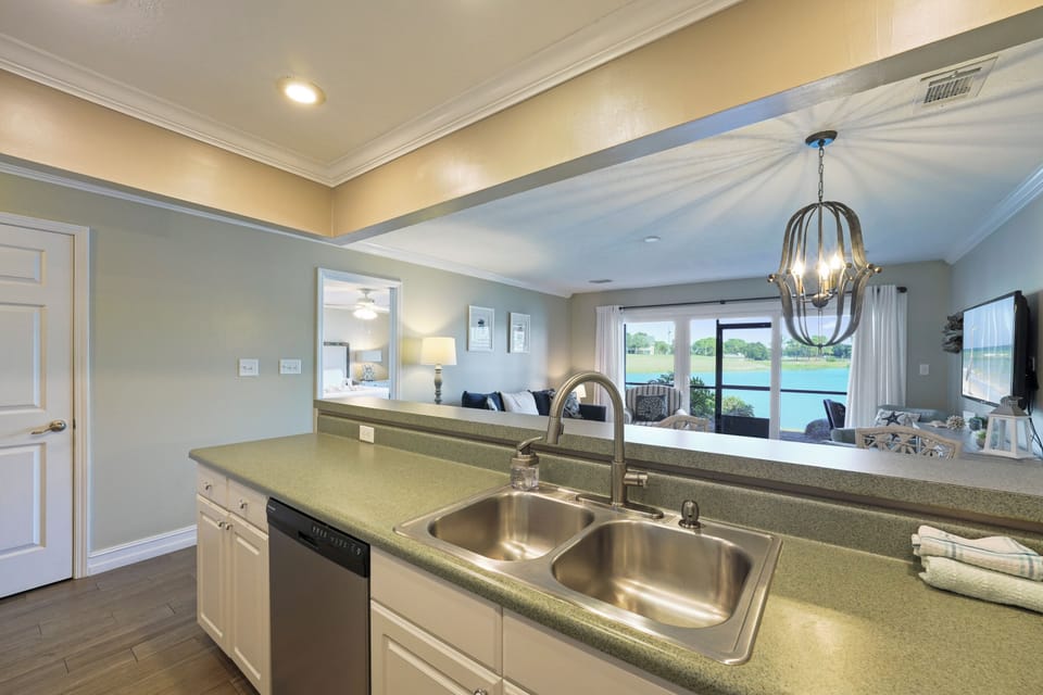 Kitchen (1)