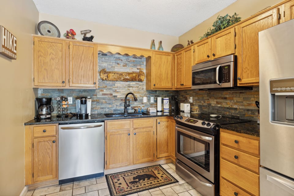 Full Bathroom with Walk-in Shower, Towels Provided