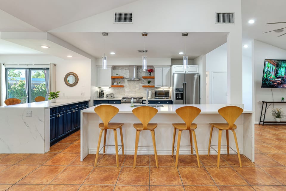 Kitchen | Drip Coffee Maker | Blender | Toaster | Cooking Basics